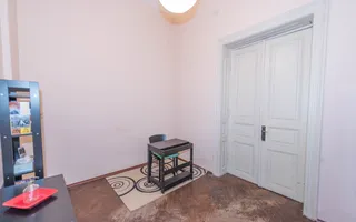 Apartament 3 camere de vanzare, in vila, 83 mp - Poză 14