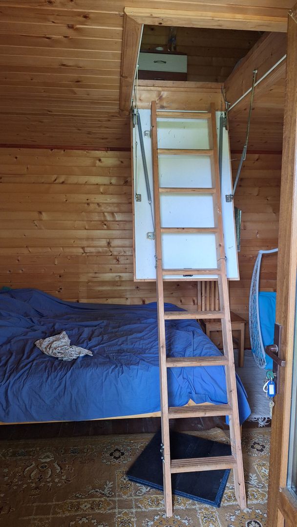 VANZARE ANSAMBLU CASUTE BRADULET ARGES - Poză 6