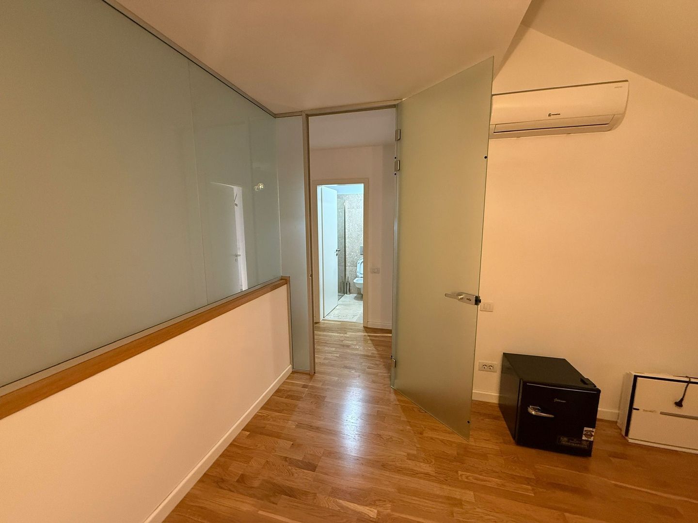 Vilă de lux | Cartierul cu Cireși | fotovoltaice | Jacuzzi - Poză 12