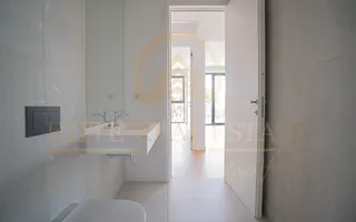 Stațiunea Mamaia - Vânzare apartament cu 2 camere, 2 bai, la 2 pasi de mare. - Poză 16