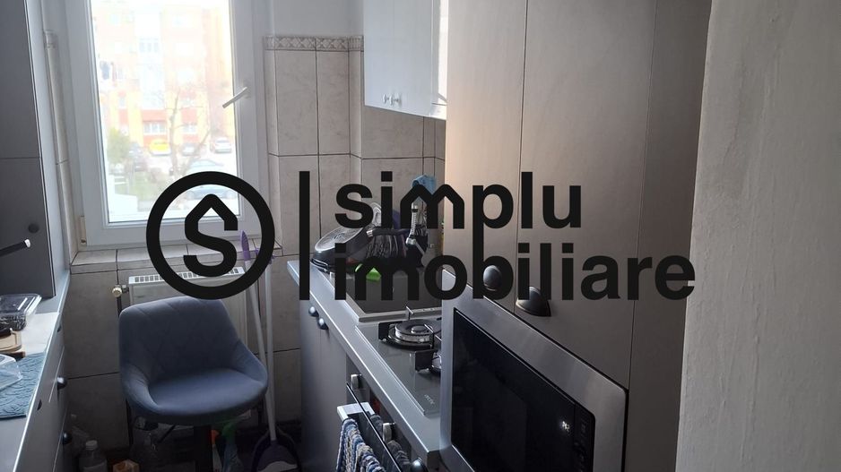 3 camere, etaj 3/4, centrala termica - 105 000 Euro - Poză 7