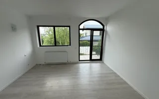Vila 4 camere cu arhitectura deosebita langa pădure in Corbeanca ! - Poză 11