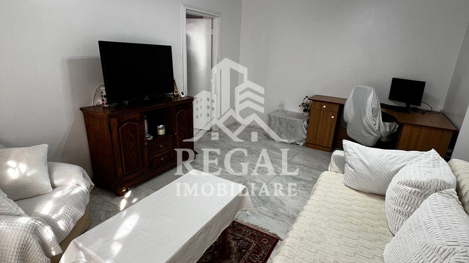 Apartament 2 camere Micro 3 | Etaj 3/4 | 43 mp + balcon - Poză 2