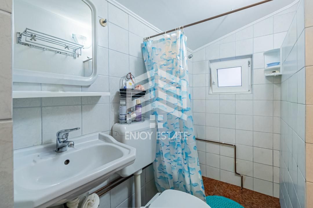 Casă individuală, vedere către Bucegi, la 300 m de Centru, Gară sau Cantacuzino - Poză 15