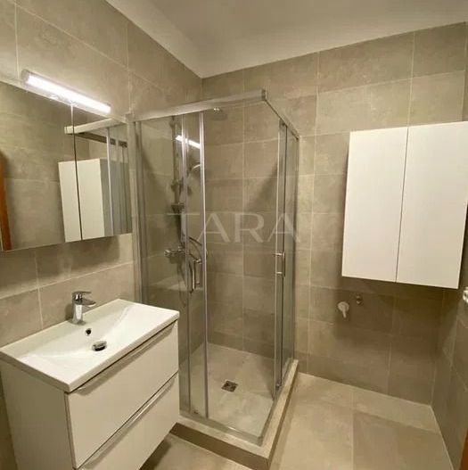 Apartament modern, balcon generos, parcare subterană, Andrei Muresanu. - Poză 7