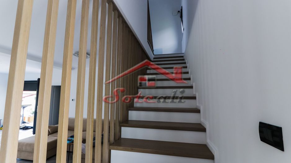 VILĂ MODERNĂ DE LUX CU PISCINĂ, FOTOVOLTAICE ȘI FOIȘOR – BREAZA - Poză 83