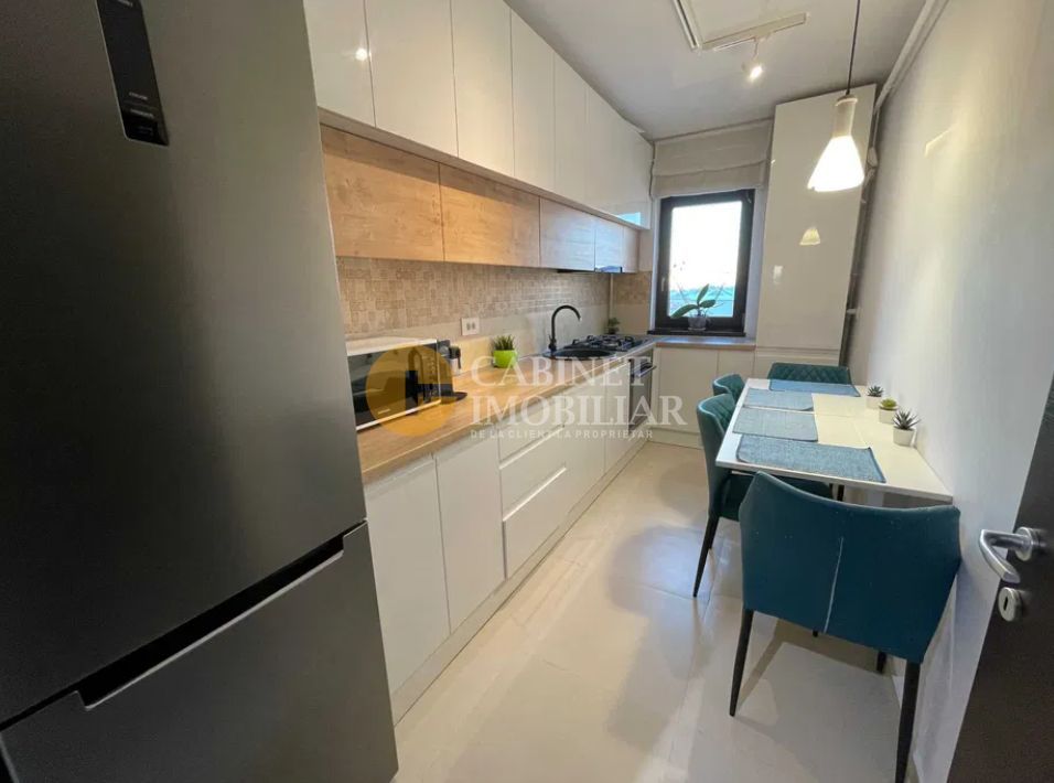 Apartament 3 camere boxa + loc parcare - Poză 5