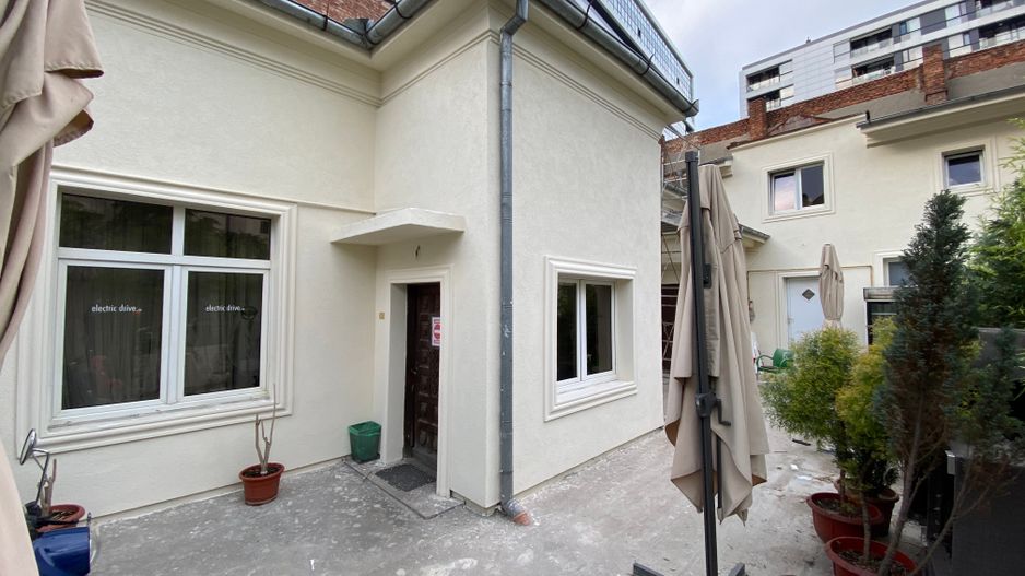 Inchiriere casa Calea Calarasilor x Popa Nan - Universitatea Hyperion - Poză 1