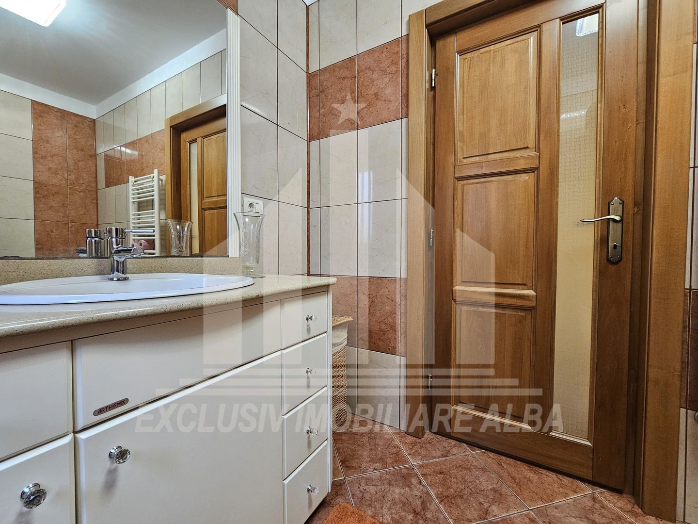 Casa individuala de inchiriat cu garaj, Alba-Micesti - Poză 7