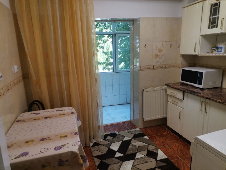 Inchiriere apartament Frati Golesti - Mc Donalds - Poză 9