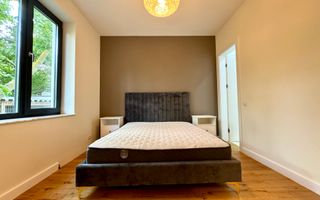 Vila cu 5 camere // * 565 mp gradina* // Tunari - Poză 15