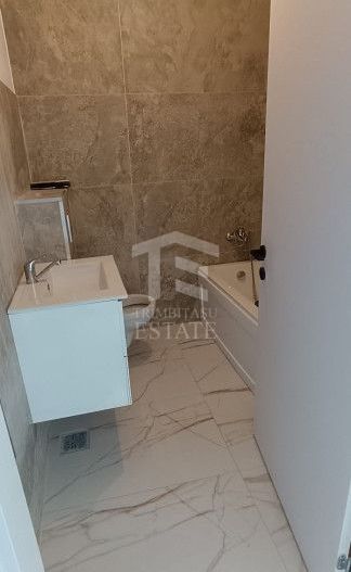 Casa Parter !4 dorm.+2 bai+2 parcari+teren liber 167mp! Calitate la su - Poză 8