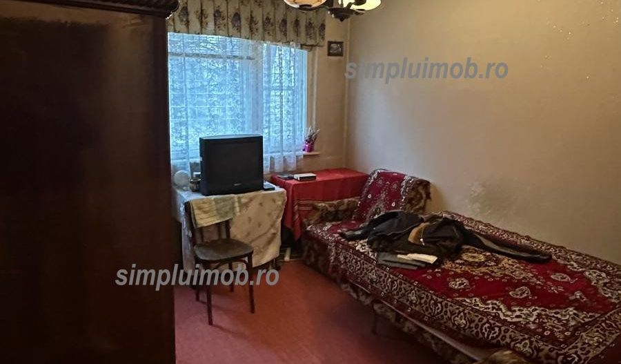Apartament 3 camere la parter Bd Constructorilor ideal investitie - Poză 4