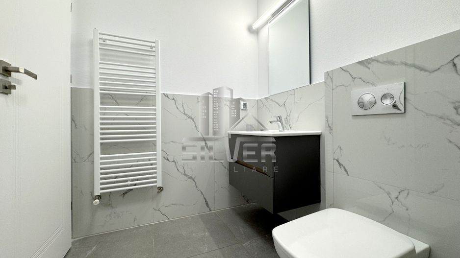 Apartament cu 4 camere /85.5mp/zona Sub Cetate. - Poză 8
