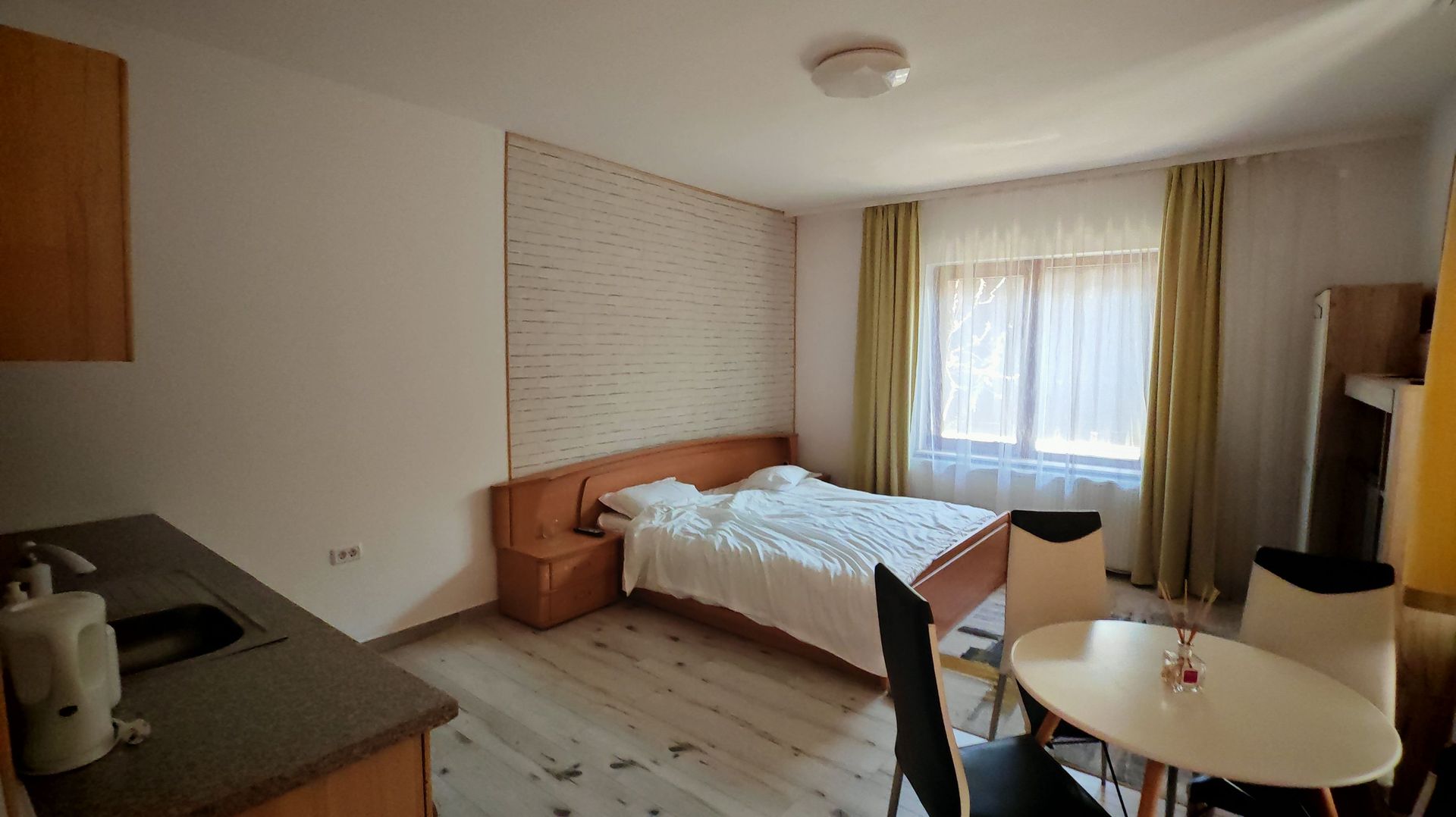 Studio situat in casa,mobilat, ASTRA 420 euro cu UTILITATI INCLUSE - Poză 3