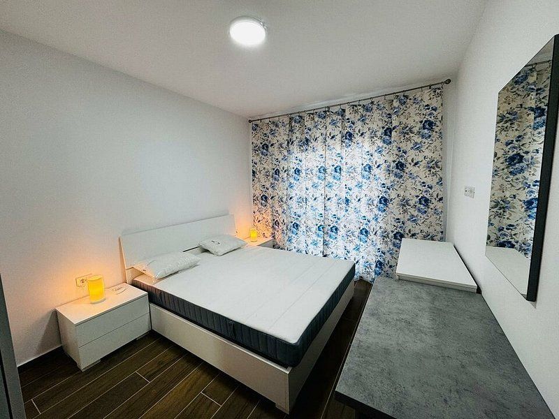 Cautam chirias pentru apartament nou 2 camere in gradiste Arad - Poză 4
