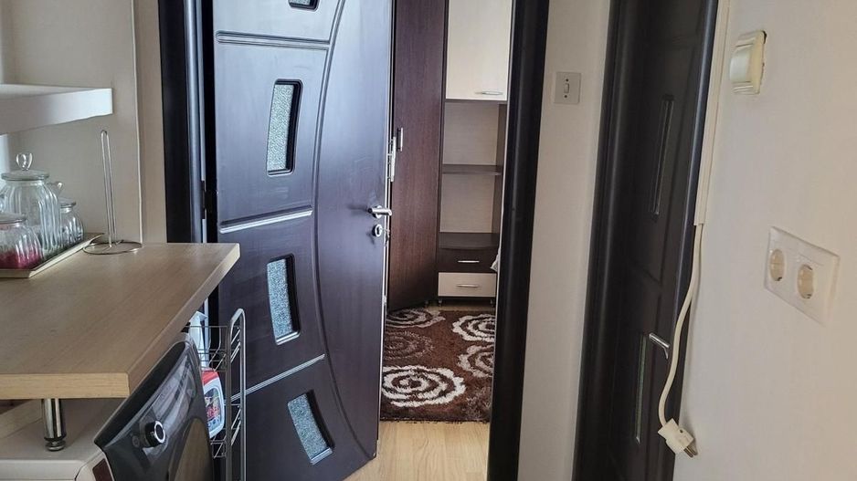 AP. 3 CAMERE BRANCOVEANU, LOC PARCARE, PET-FRIENDLY, METROU 15 MIN - Poză 6