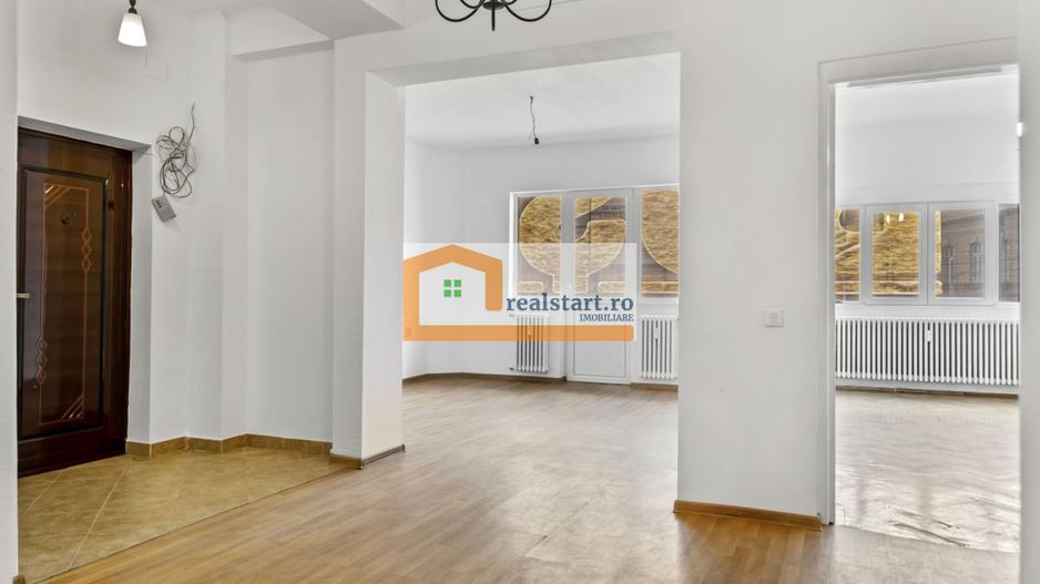 Investitie, vad, ET1/6, Interbelic, solid, pretabil birouri, mixt - Poză 1