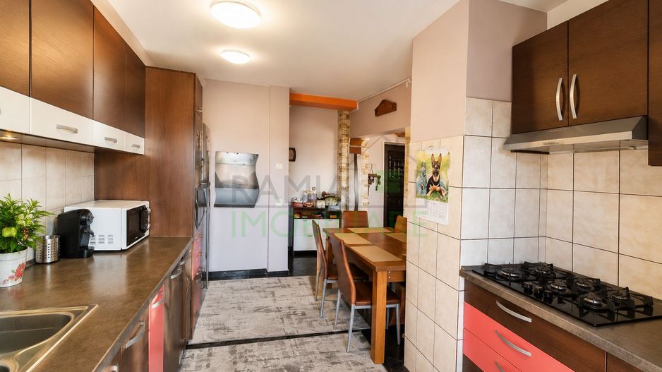 Apartament 4 Camere Decomandat  ,87 mp ,2 Parcări, boxa - Poză 3