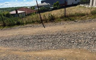 Teren intravilan de 700 mp în Valea Lupului, strada Petre Carp - Poză 6