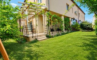 Casa cu gradina Tunari / 2 locuri de parcare - Poză 1