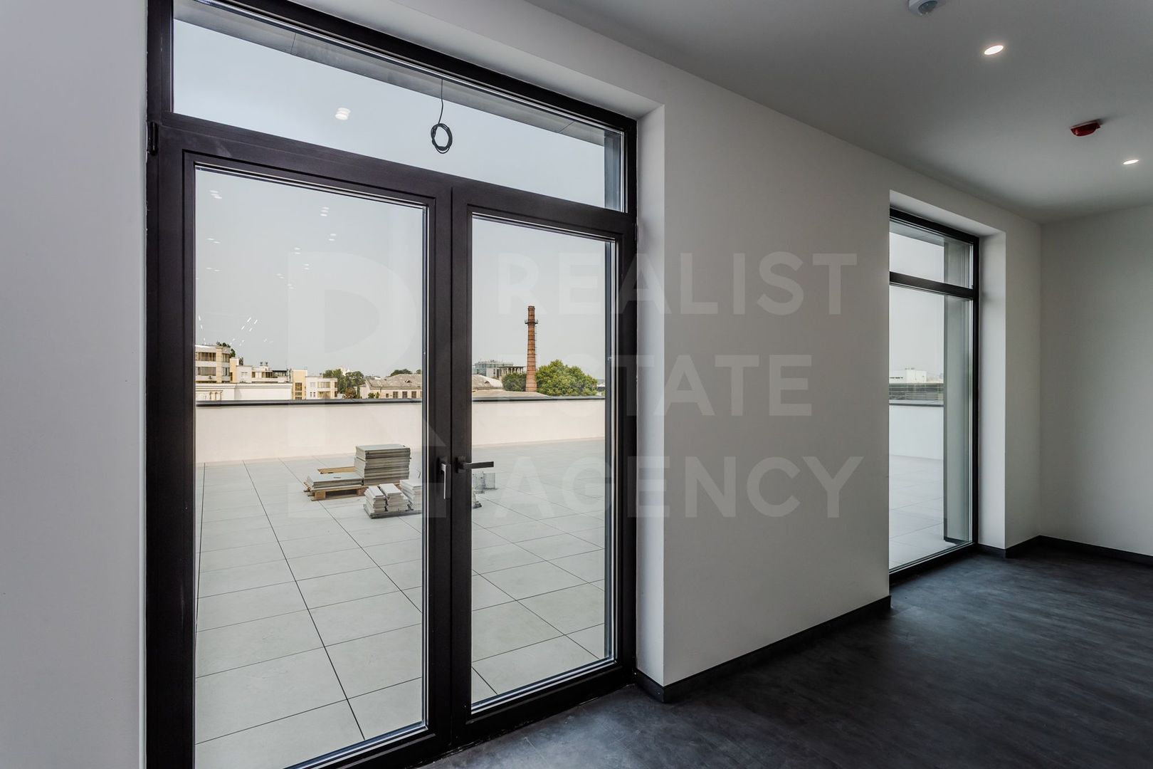 Chirie, spațiu de birouri, 900 mp, amplasat pe strada Tigina - Poză 9