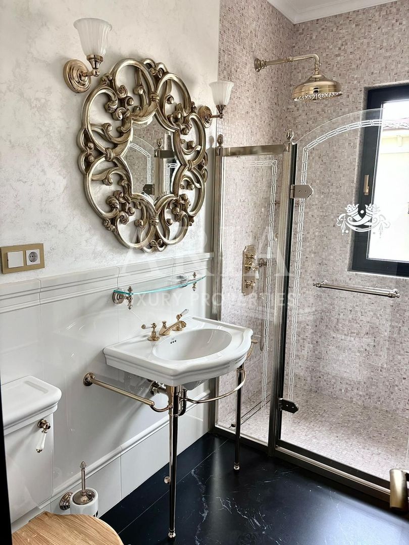 Refined living în centrul istoric al Bucureștiului - Poză 10