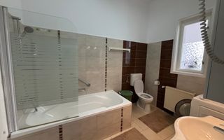 Vilă de închiriat zona Parvan - Poză 11