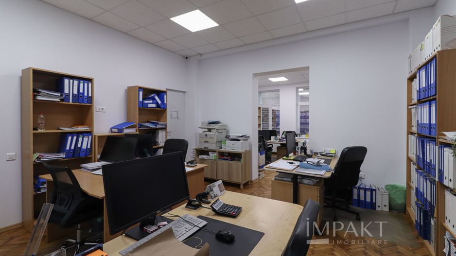 Apartament amenajat si utilizat ca si spatiu de birou aproape de Tribunal! - Poză 4