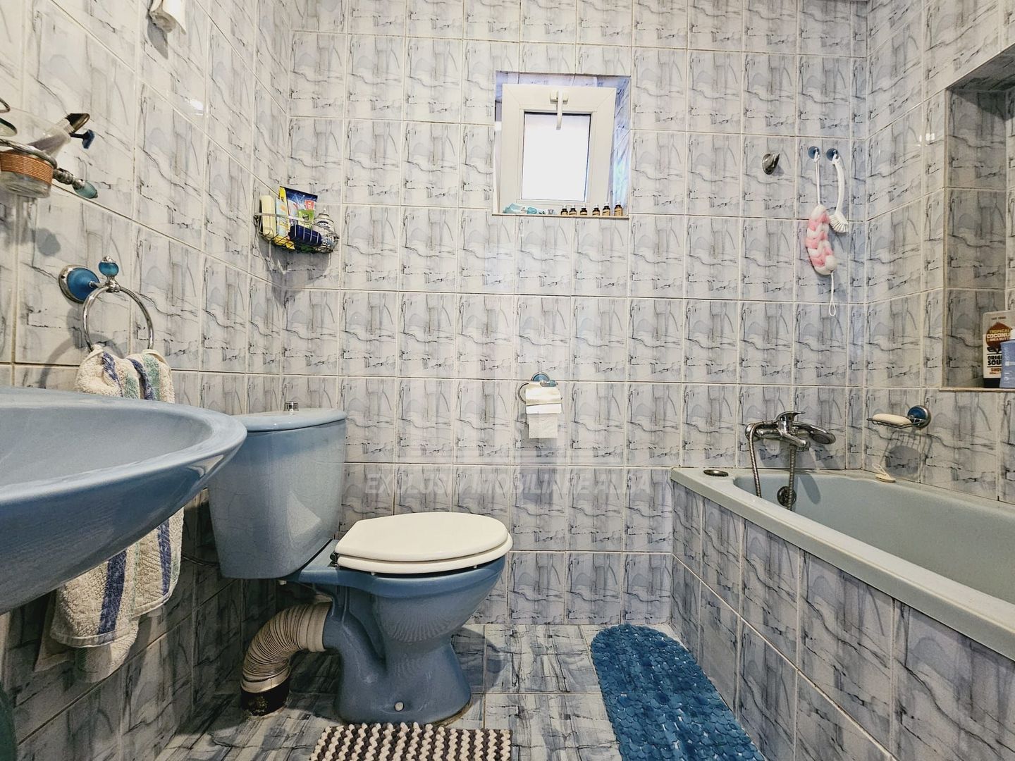 Casa in regim cuplat de vanzare, Lipoveni - Poză 9