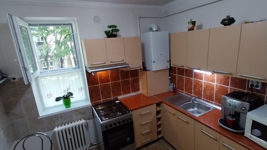 Ag EUROPA vinde ap 2 cam 59mp RENOVAT etajul 1 CAREIULUI zona LIDL. - Poză 4