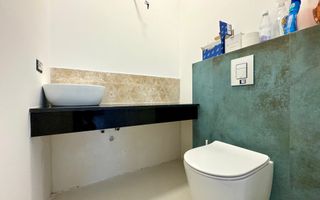 Vila cu 5 camere // * 565 mp gradina* // Tunari - Poză 13