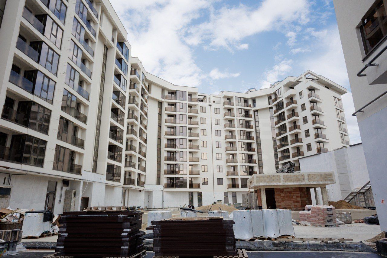 Vânzare  Penthouse 84 mp, strada Burebista, Ialoveni - Poză 1