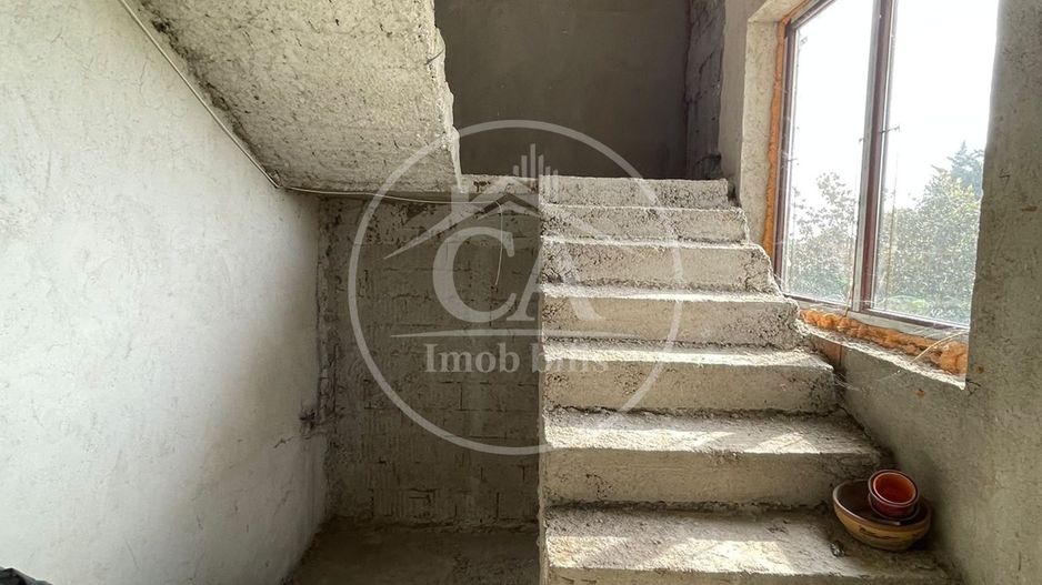 Proprietate speciala de inchiriat D+P+E+M in Calea Aradului, Oradea - Poză 10