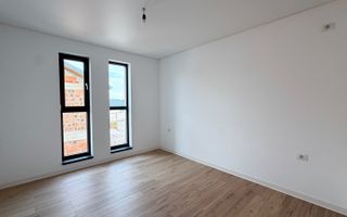 Casa Individuala - 4 camere - 2 bai - 450 mp teren - Poză 5