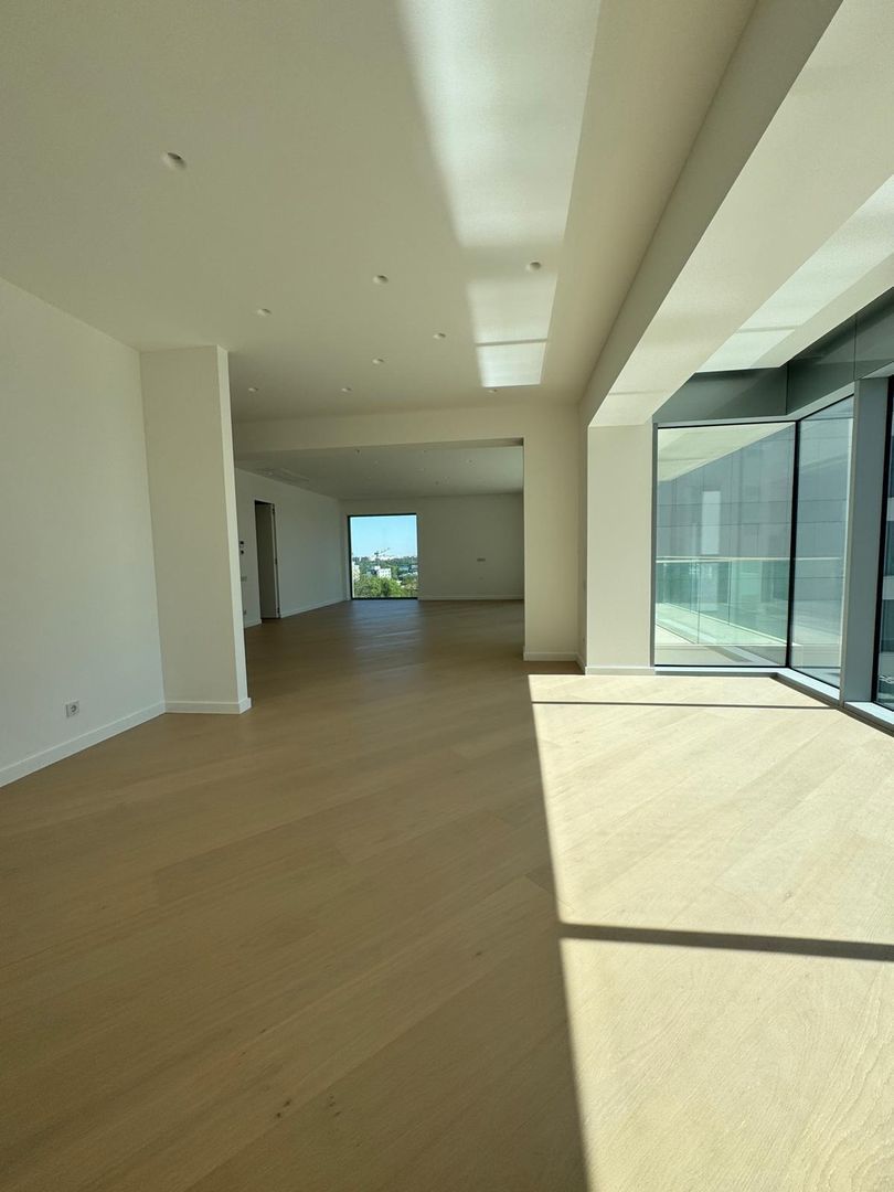 Vanzare 4 Camere Bloc Nou Aviatiei 183 MP - Poză 5