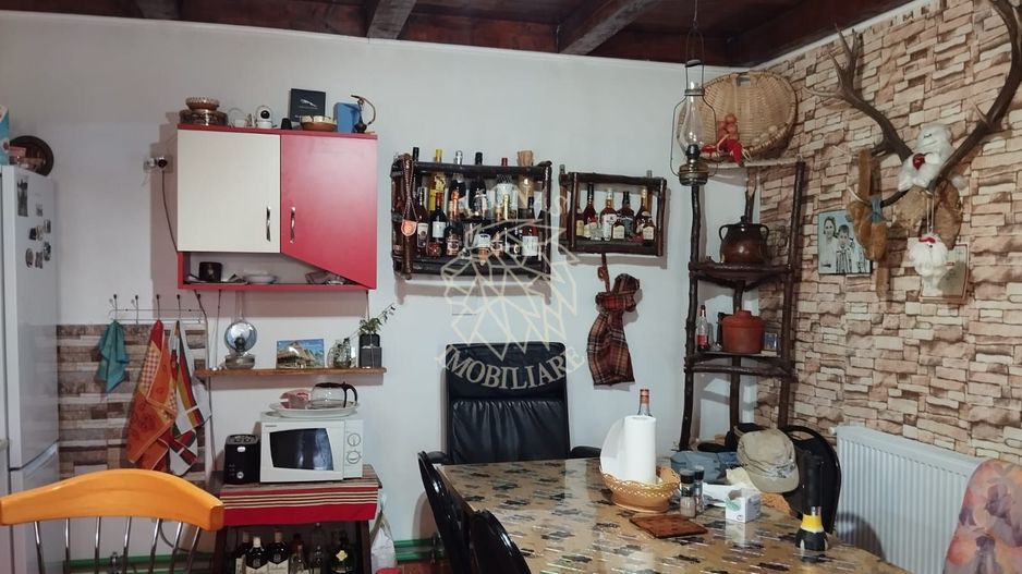 Casa 60 mp+terasa 30 mp-teren 700 mp-garaj-panouri solare-Livezile - Poză 1