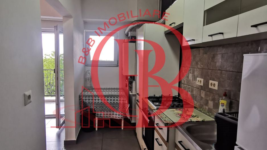 Garsoniera spatioasa mobilata si utilata - Poză 11