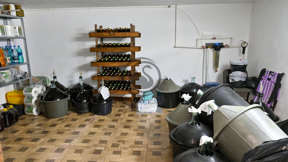 Casa cu piscina de vanzare | 3.300 mp teren | Urlati - Prahova - Poză 27