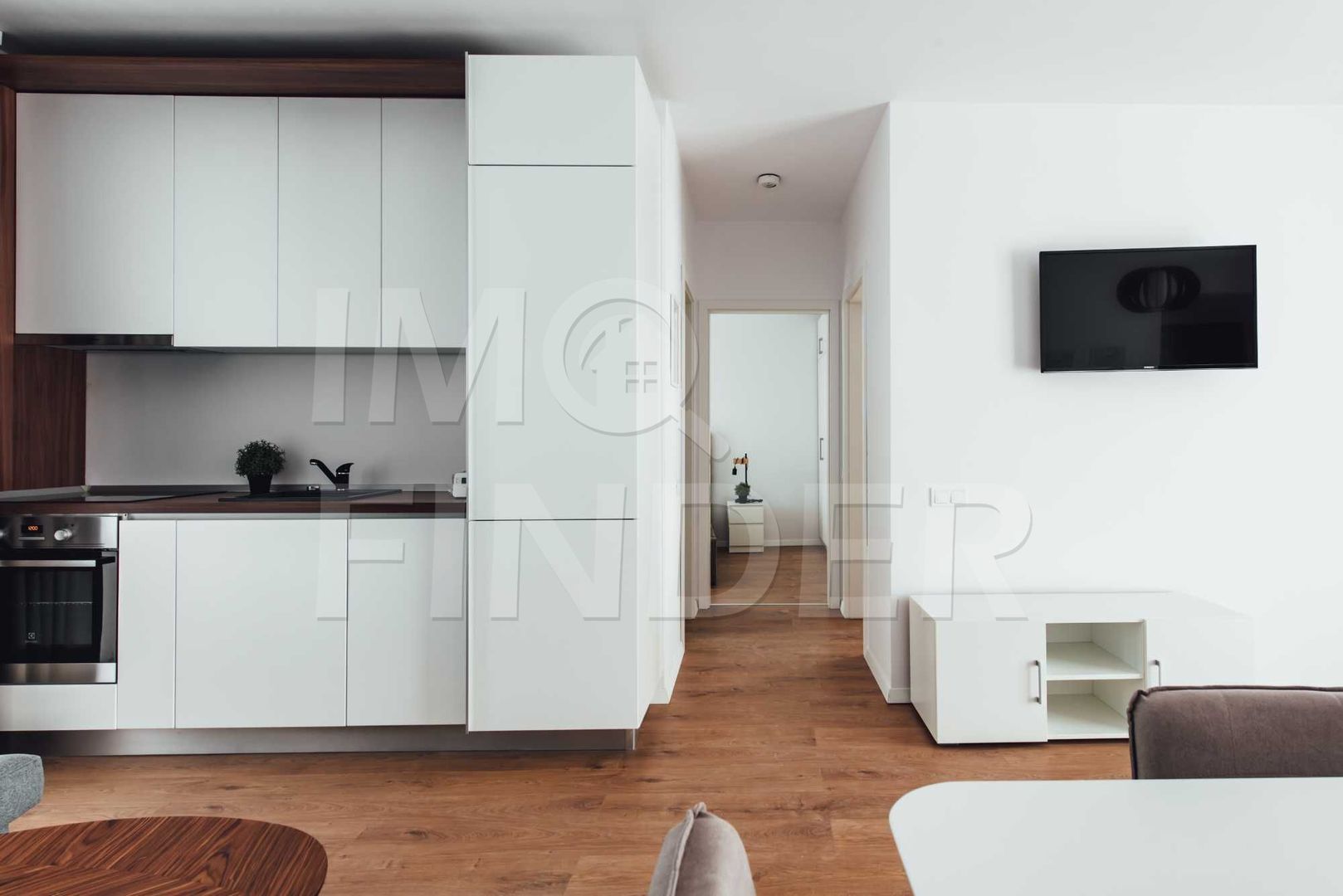 Apartament zona semicentrala de 3 camere, imobil nou, garaj - Poză 2