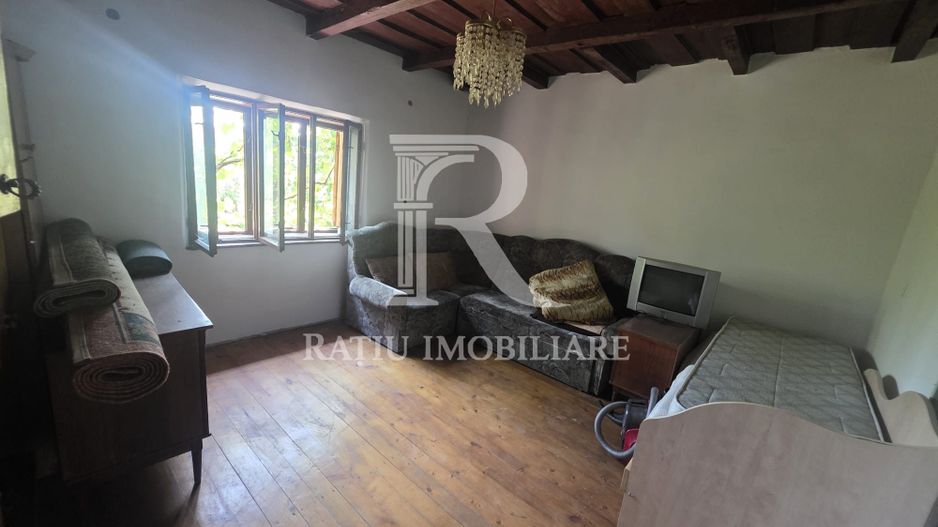 Casa de vânzare cu teren generos | Sumugiu | Bihor - Poză 9