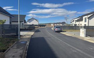 Casă Tip Duplex INDEPENDENTĂ ENERGETIC - Cartier NOU - Poză 4