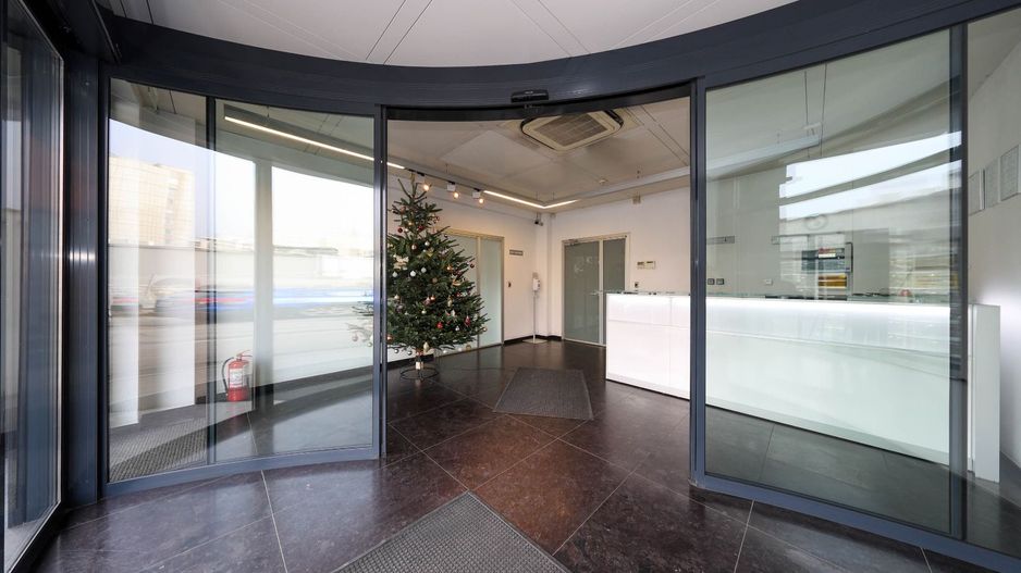 Clădire de birouri și centru de date – Oportunitate exclusivă in Brasov - Poză 3