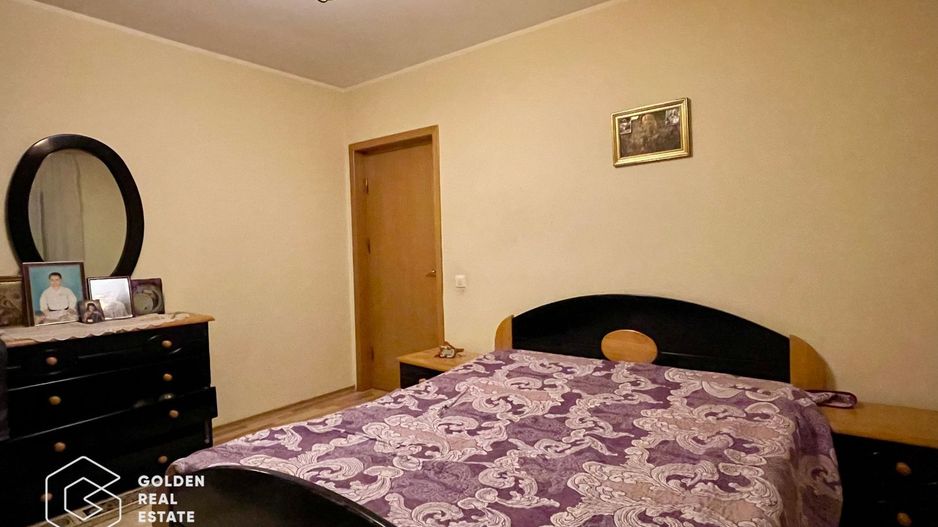 Casă generoasă pentru activități comerciale- Calea Vitan - Poză 8