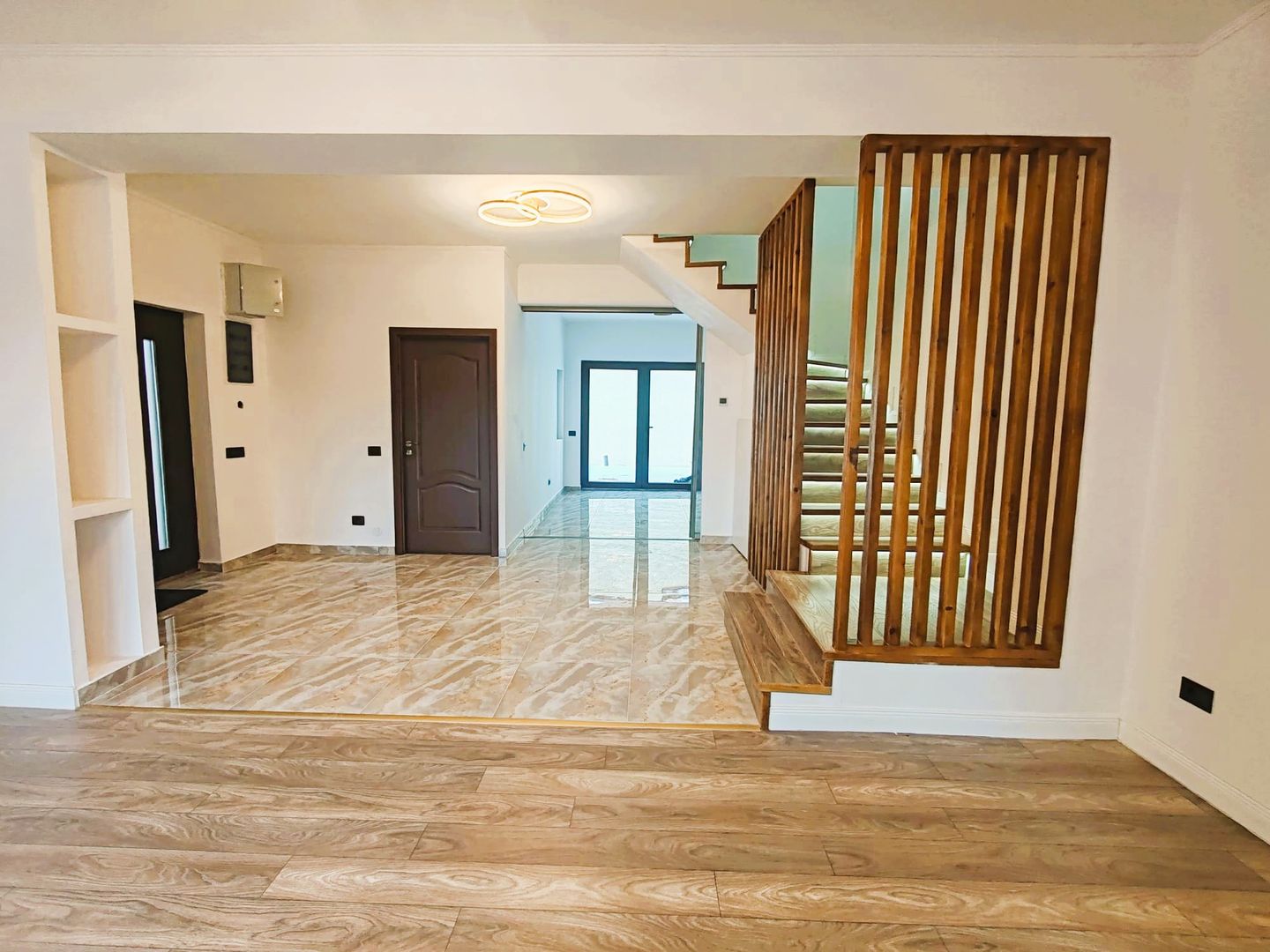 Vanzare Vila 13 Septembrie finisaje de lux - Poză 5
