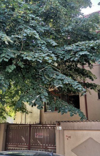 Inchiriere apartament 3 camere in vila, semidecomandat - Poză 38