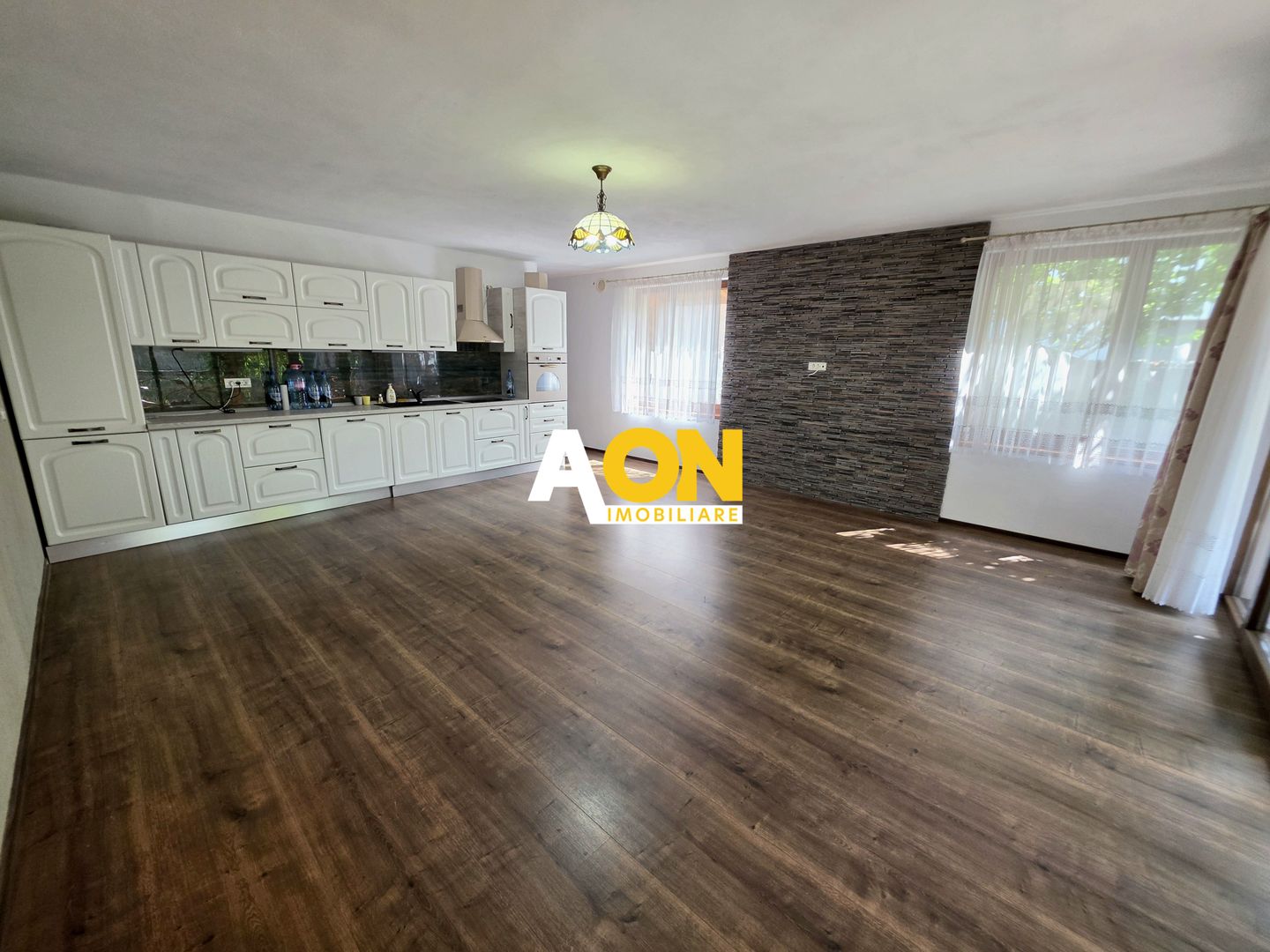 1/2 Duplex, 4 Camere, 2 Bai, Zona Ampoi 3 - Poză 3