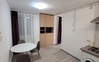 Apartament cu 2 camere | Decomandat | Centru | Renovat | Parcare - Poză 3