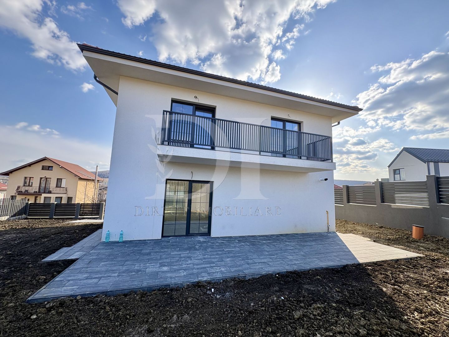 Casa cu 4 camere -Chinteni Cluj - Poză 4