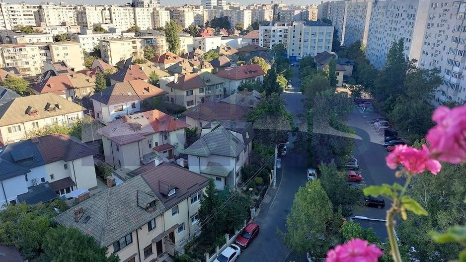 VANZARE 3 CAMERE DECOMANDAT DECEBAL - BABA NOVAC - Poză 7